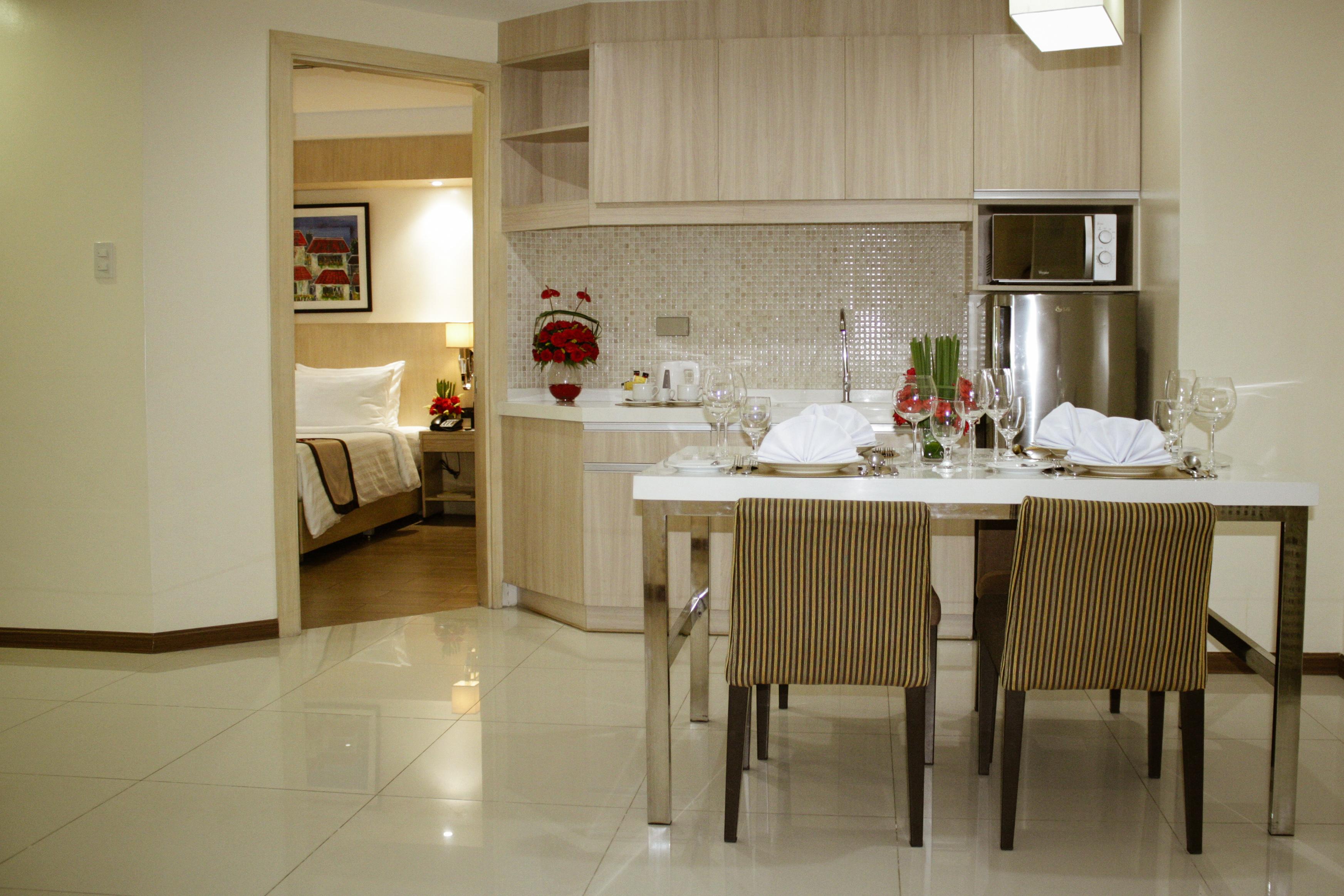 Golden Prince Hotel & Suites Cebu Bagian luar foto