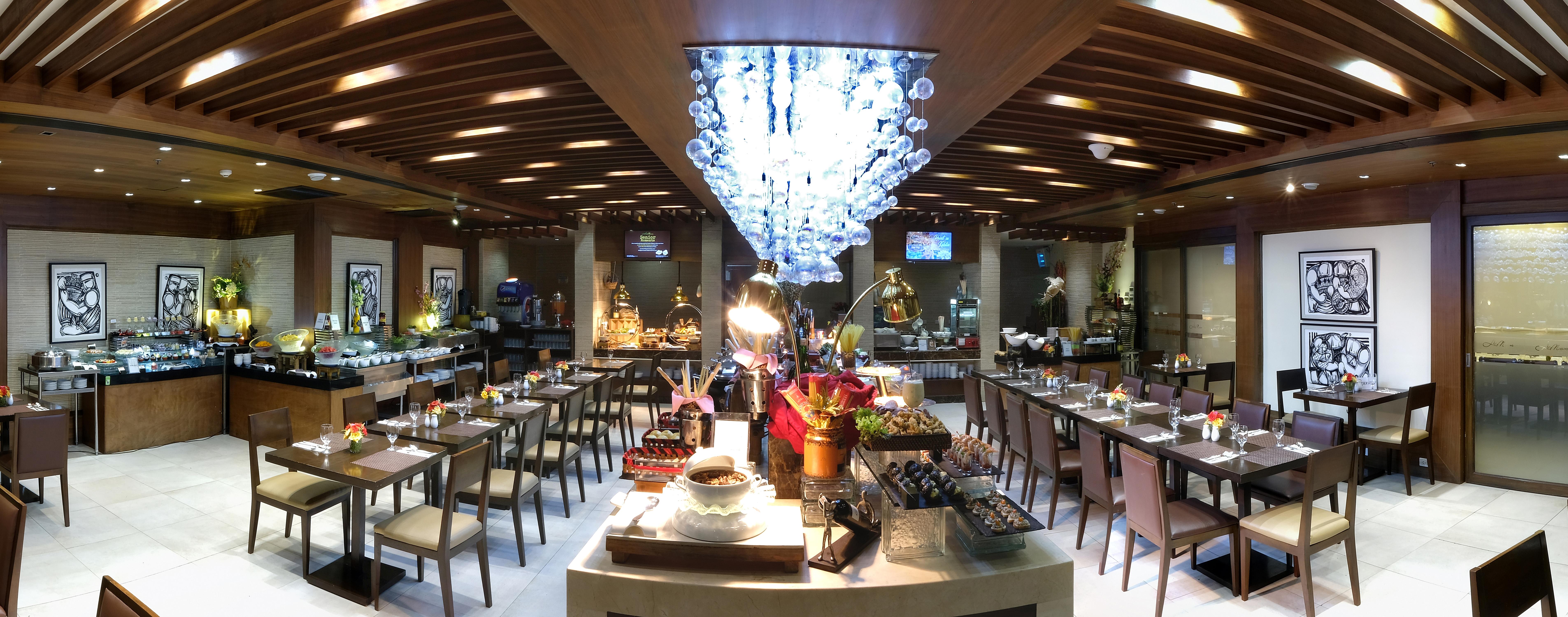 Golden Prince Hotel & Suites Cebu Bagian luar foto