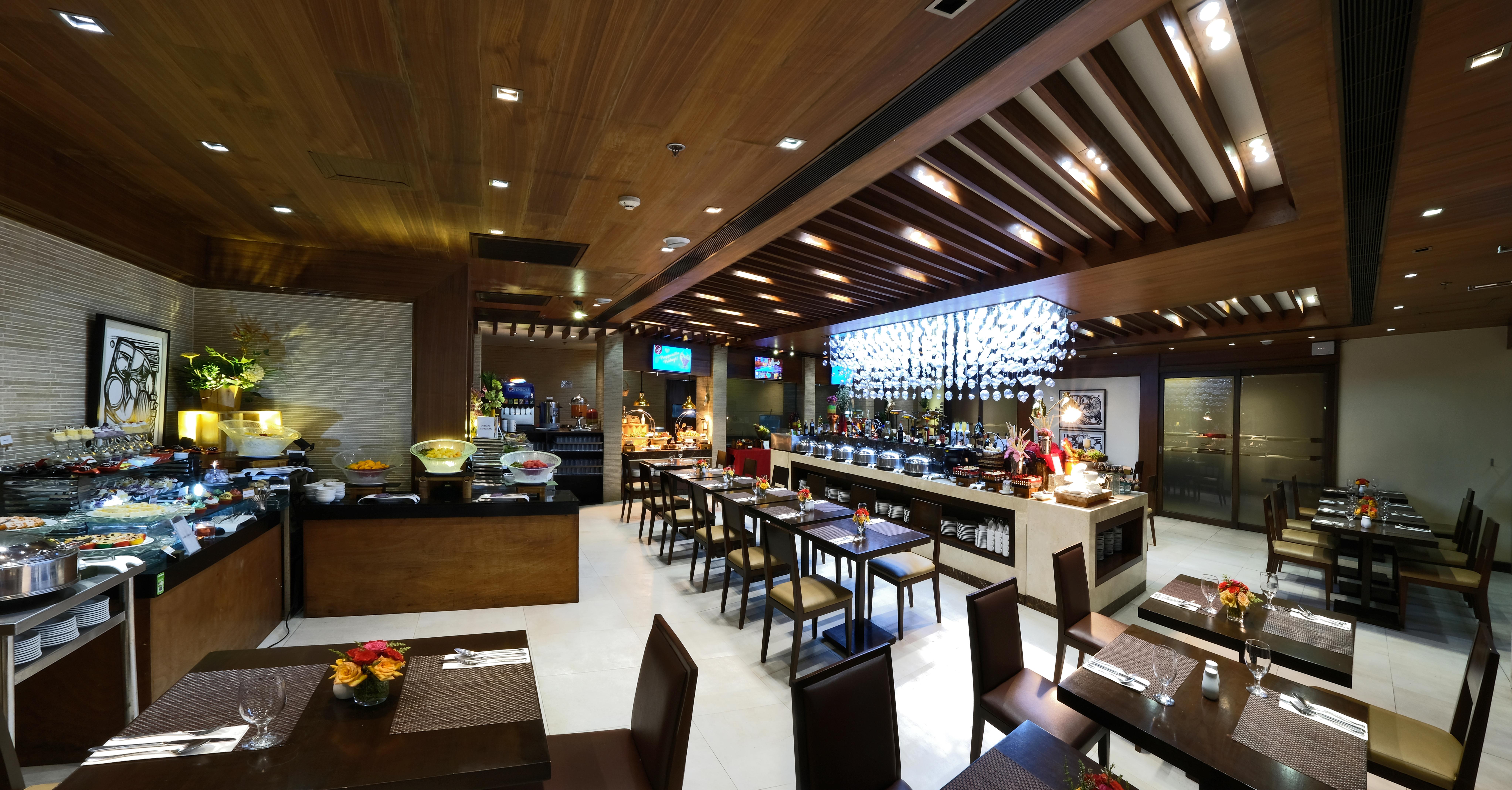 Golden Prince Hotel & Suites Cebu Bagian luar foto