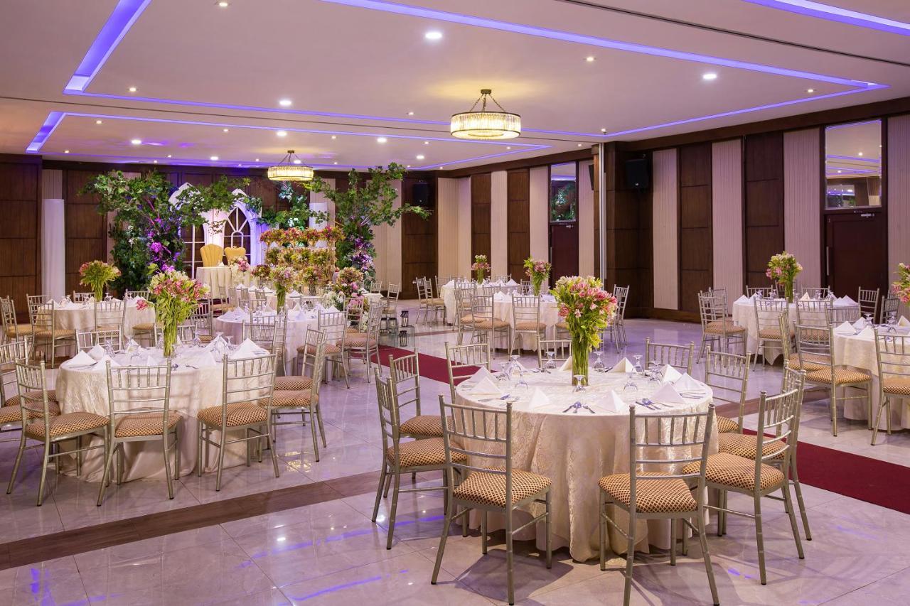 Golden Prince Hotel & Suites Cebu Bagian luar foto